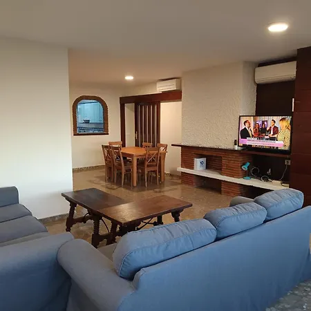 High Tower Playamar توريمولينوس